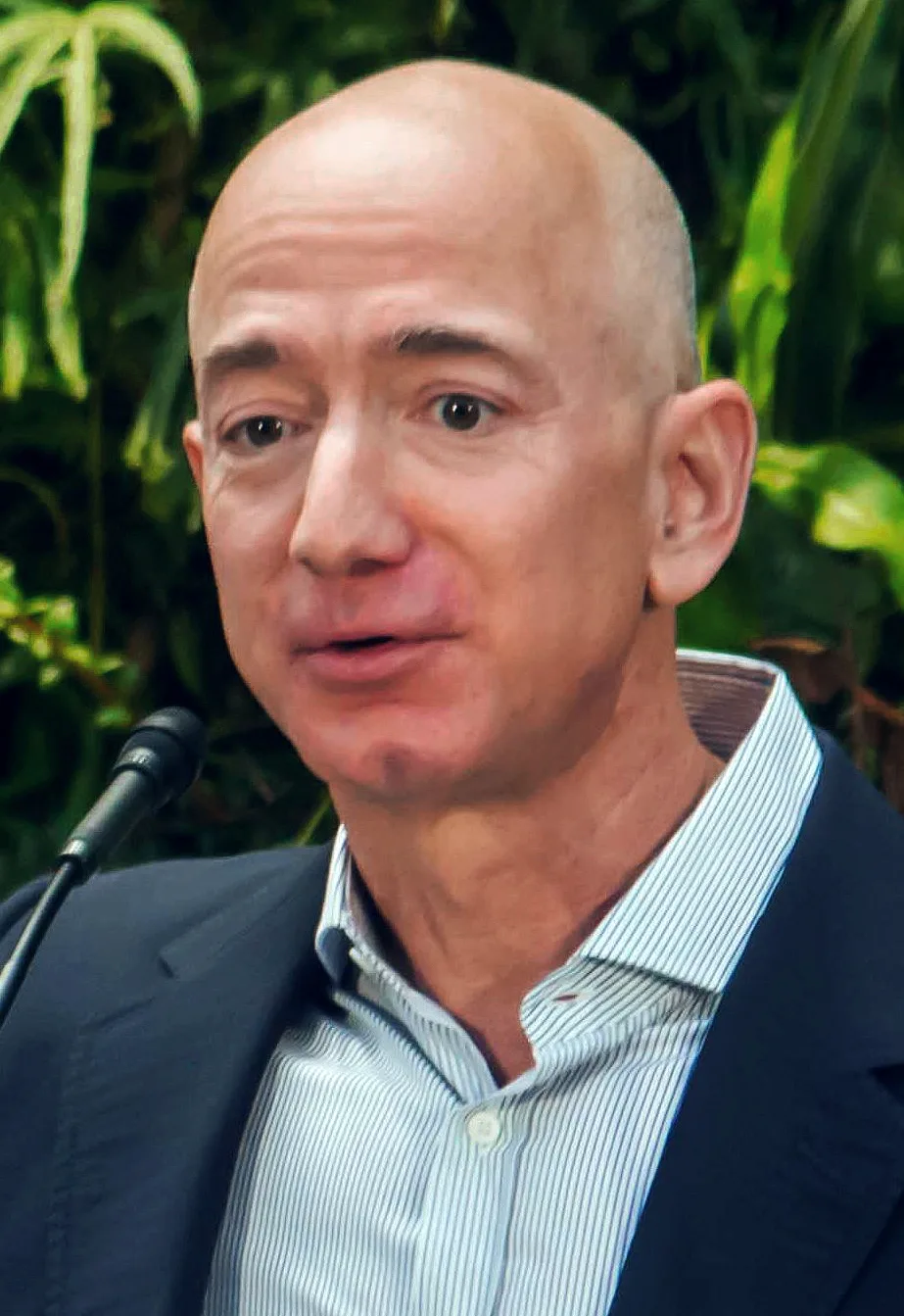 Jeff Bezos durante la inauguración de las Amazon Spheres en Seattle, 2018.